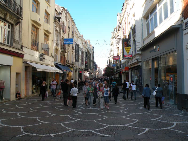  Rue de Béthune et ses piétons